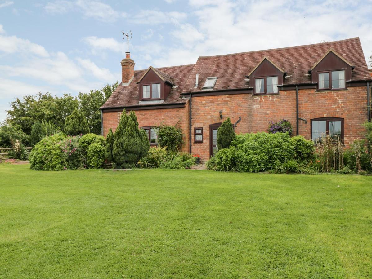 Lawn Farm Cottage กลอสเตอร์ ภายนอก รูปภาพ